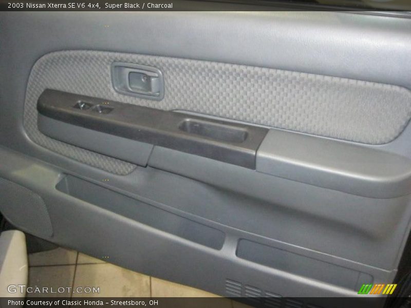 Super Black / Charcoal 2003 Nissan Xterra SE V6 4x4