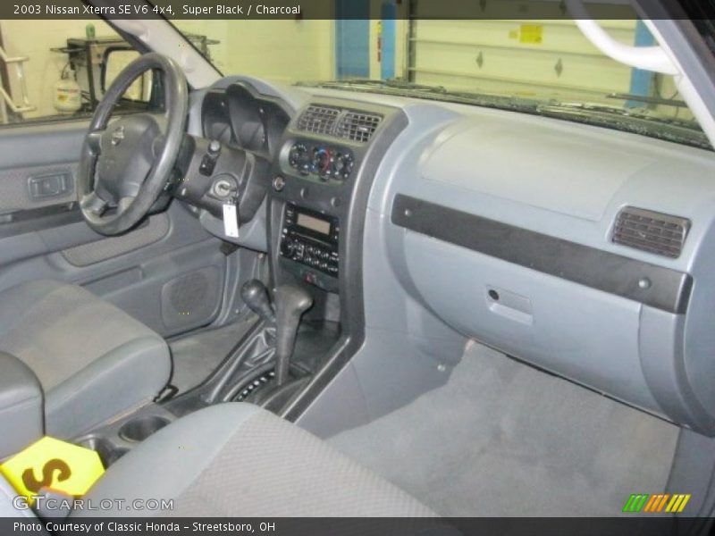 Super Black / Charcoal 2003 Nissan Xterra SE V6 4x4