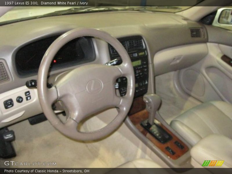  1997 ES 300 Ivory Interior
