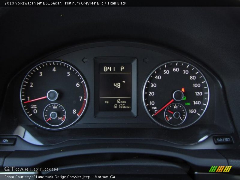 Platinum Grey Metallic / Titan Black 2010 Volkswagen Jetta SE Sedan