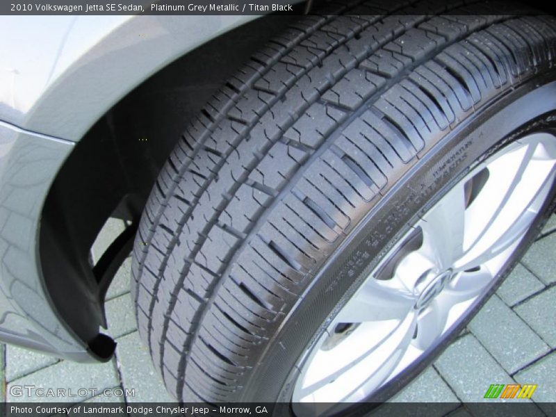 Platinum Grey Metallic / Titan Black 2010 Volkswagen Jetta SE Sedan
