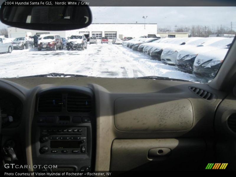 Nordic White / Gray 2004 Hyundai Santa Fe GLS