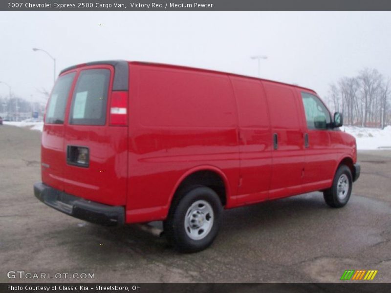 Victory Red / Medium Pewter 2007 Chevrolet Express 2500 Cargo Van