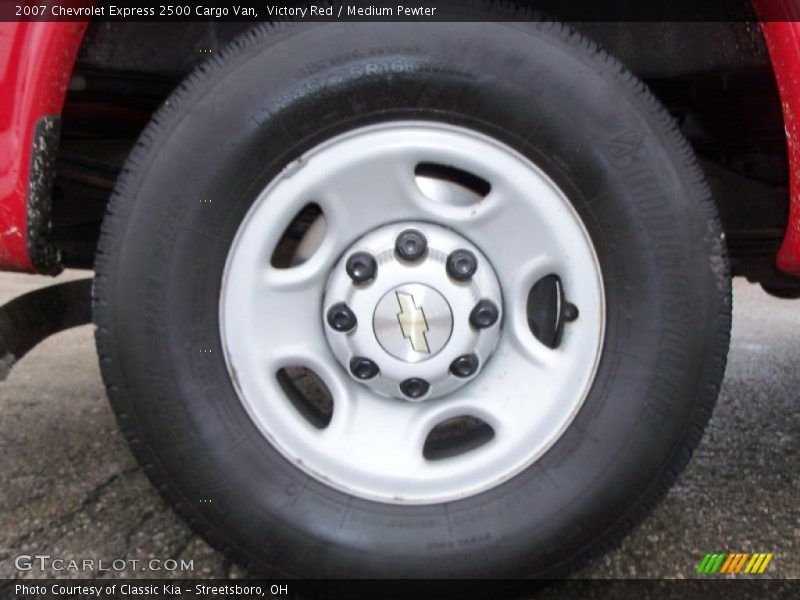  2007 Express 2500 Cargo Van Wheel