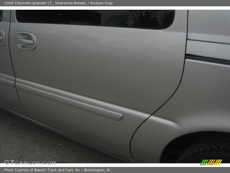 Silverstone Metallic / Medium Gray 2008 Chevrolet Uplander LT