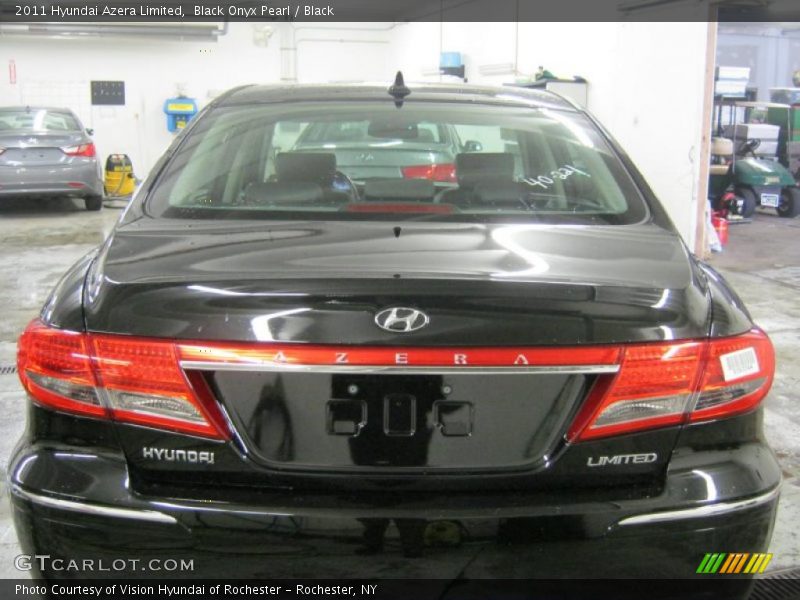 Black Onyx Pearl / Black 2011 Hyundai Azera Limited