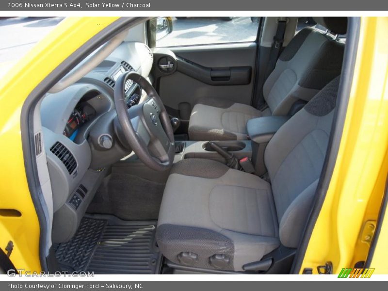 Solar Yellow / Charcoal 2006 Nissan Xterra S 4x4