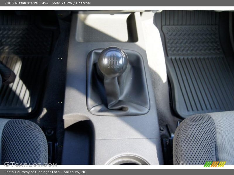 Solar Yellow / Charcoal 2006 Nissan Xterra S 4x4