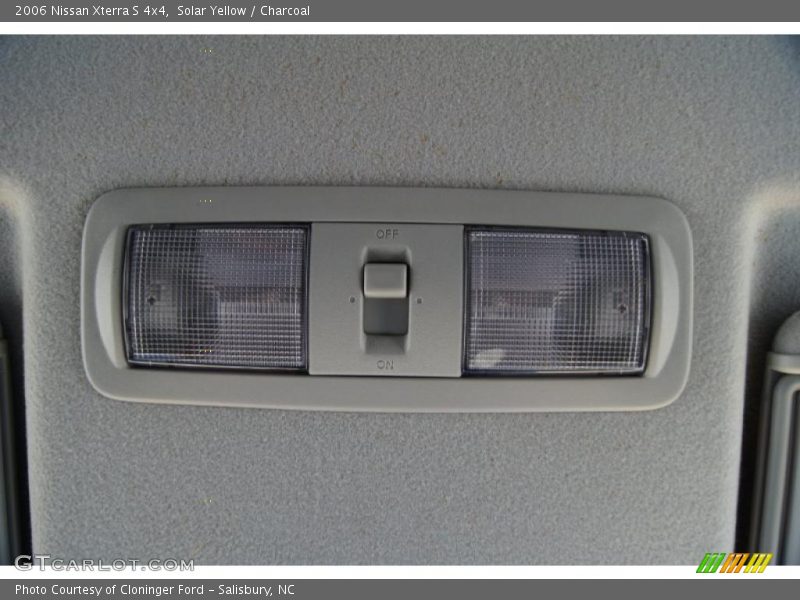 Solar Yellow / Charcoal 2006 Nissan Xterra S 4x4