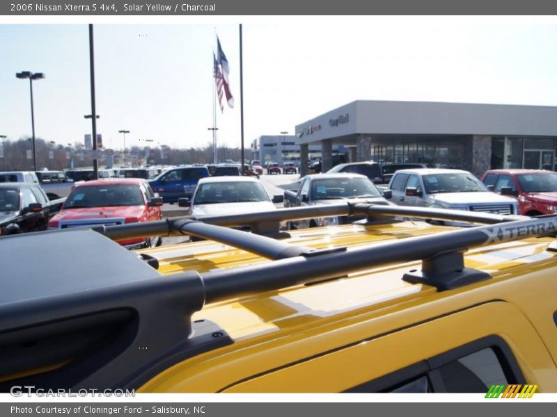 Solar Yellow / Charcoal 2006 Nissan Xterra S 4x4