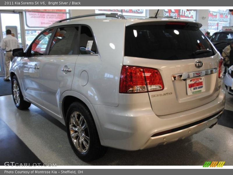 Bright Silver / Black 2011 Kia Sorento SX V6