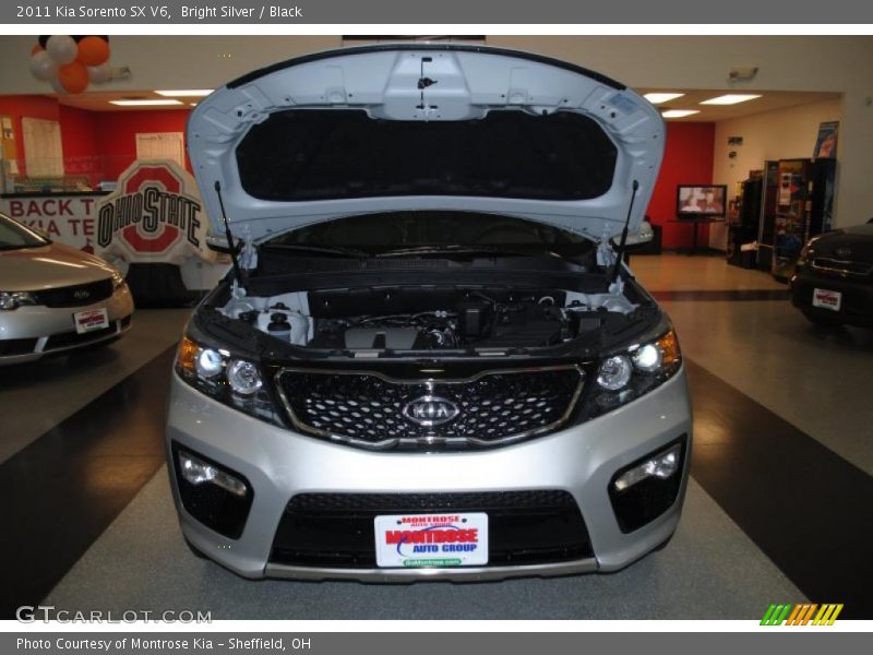 Bright Silver / Black 2011 Kia Sorento SX V6