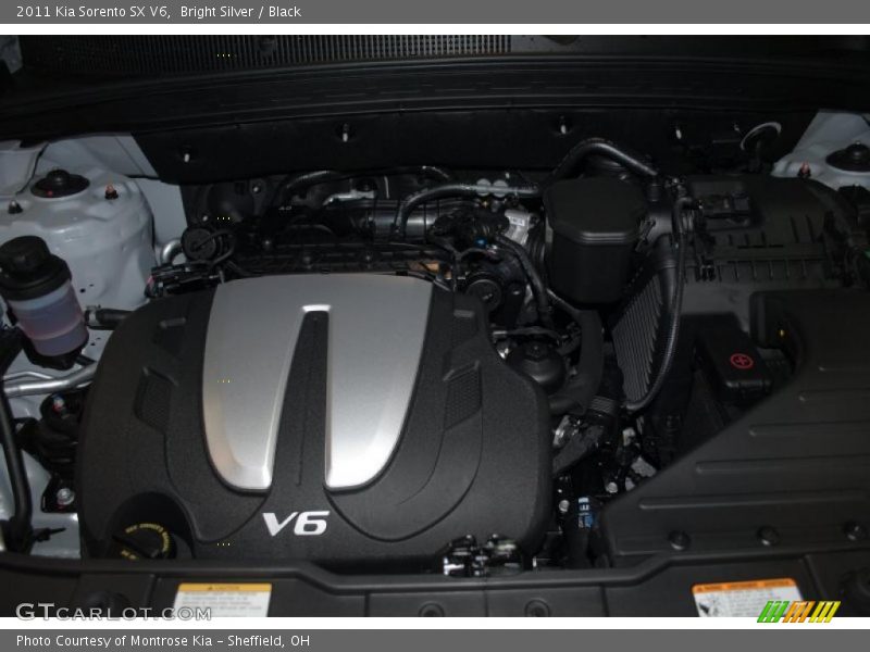 Bright Silver / Black 2011 Kia Sorento SX V6