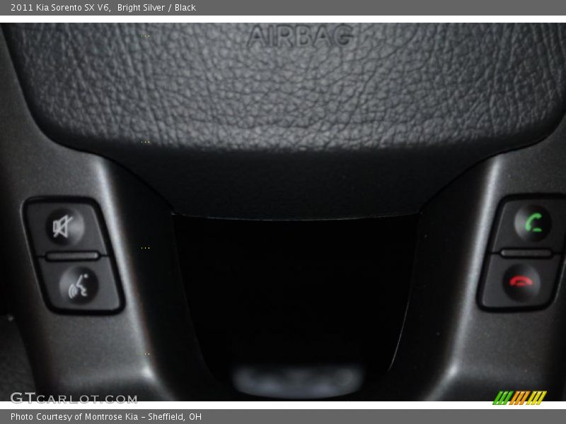 Bright Silver / Black 2011 Kia Sorento SX V6