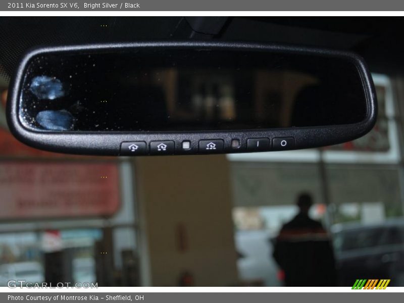 Bright Silver / Black 2011 Kia Sorento SX V6