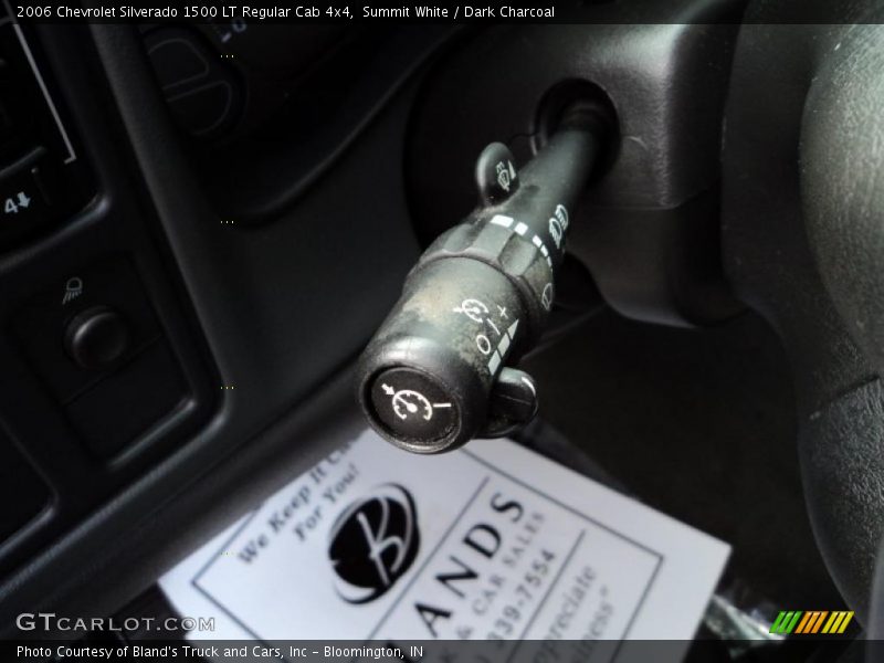 Summit White / Dark Charcoal 2006 Chevrolet Silverado 1500 LT Regular Cab 4x4