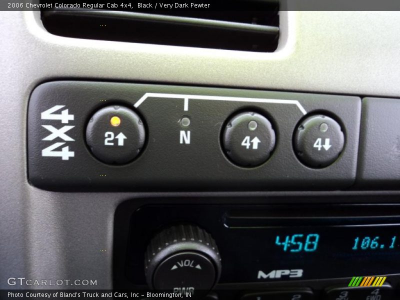 Controls of 2006 Colorado Regular Cab 4x4