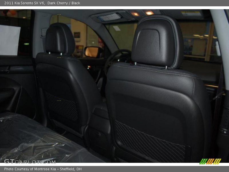 Dark Cherry / Black 2011 Kia Sorento SX V6
