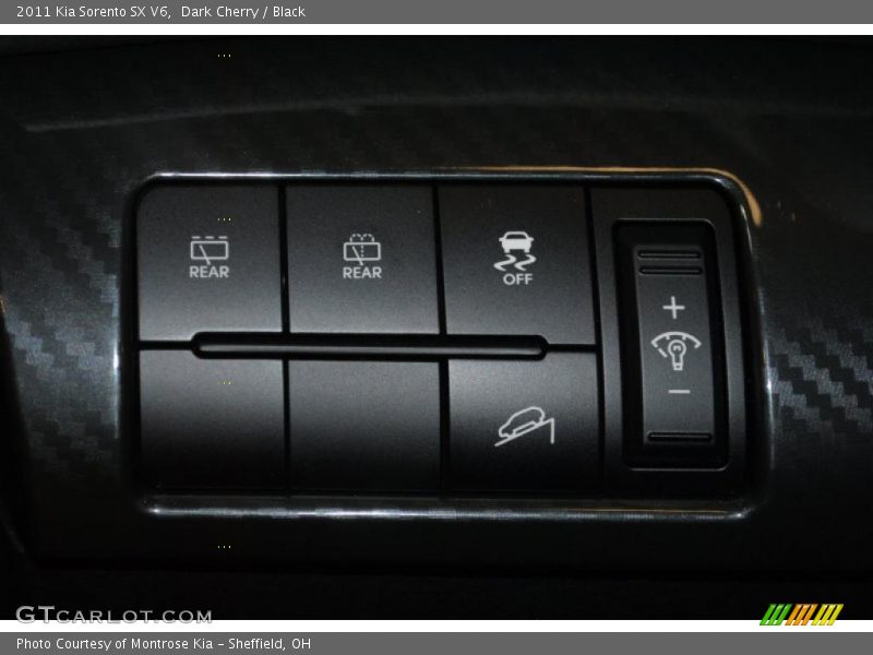 Dark Cherry / Black 2011 Kia Sorento SX V6