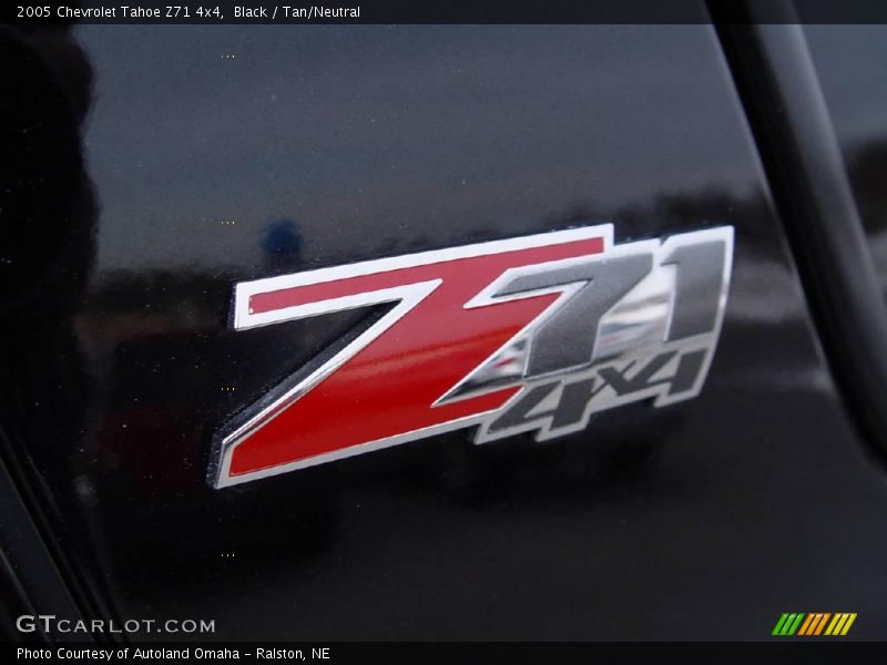 Black / Tan/Neutral 2005 Chevrolet Tahoe Z71 4x4