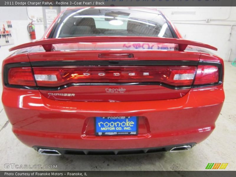 Redline 3-Coat Pearl / Black 2011 Dodge Charger Rallye