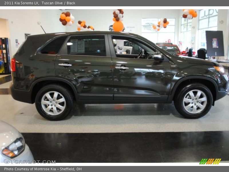 Tuscan Olive / Black 2011 Kia Sorento LX