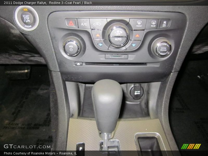 Redline 3-Coat Pearl / Black 2011 Dodge Charger Rallye