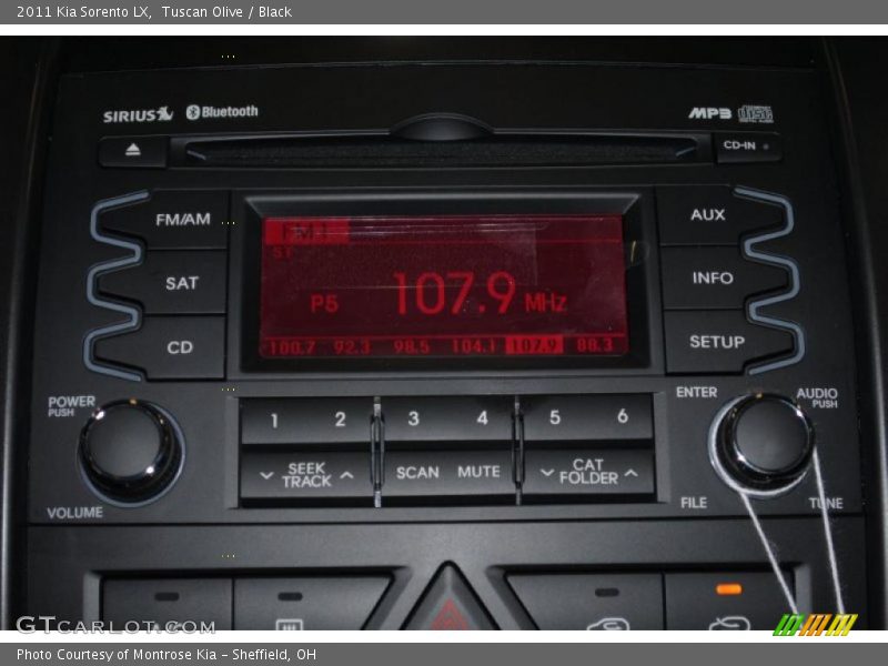 Tuscan Olive / Black 2011 Kia Sorento LX