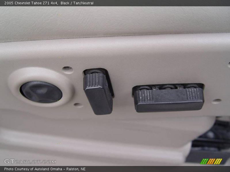 Black / Tan/Neutral 2005 Chevrolet Tahoe Z71 4x4