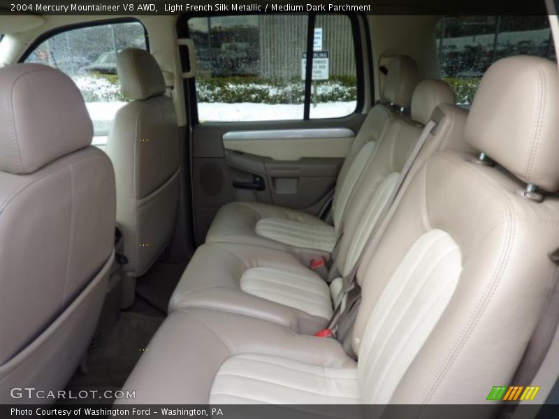  2004 Mountaineer V8 AWD Medium Dark Parchment Interior