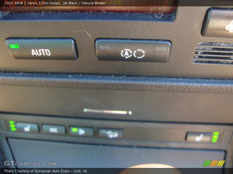 Jet Black / Natural Brown 2005 BMW 3 Series 330xi Sedan