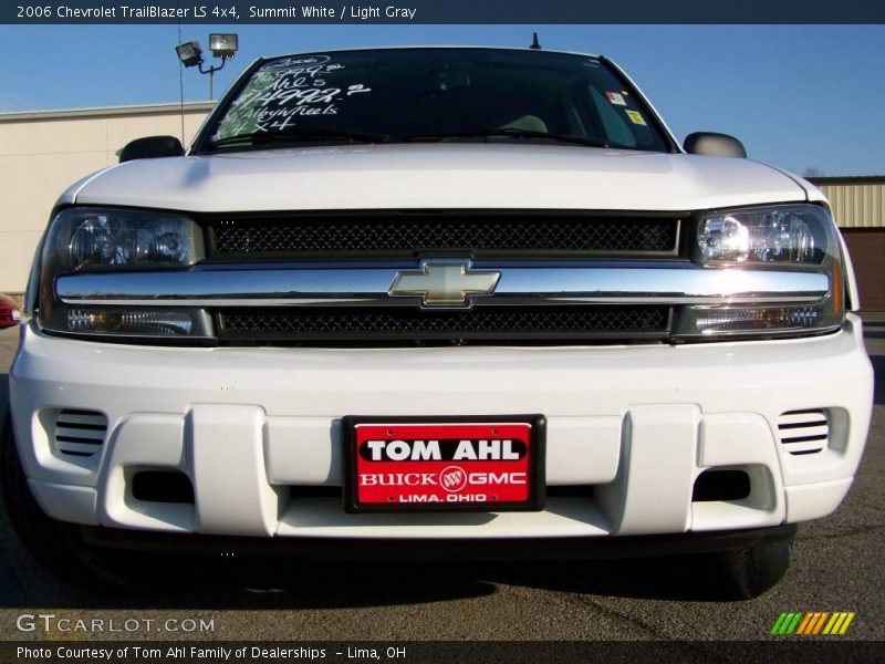 Summit White / Light Gray 2006 Chevrolet TrailBlazer LS 4x4