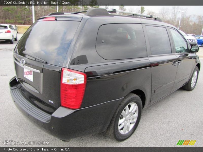 Midnight Black / Gray 2006 Kia Sedona EX