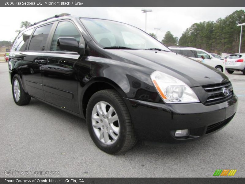 Midnight Black / Gray 2006 Kia Sedona EX