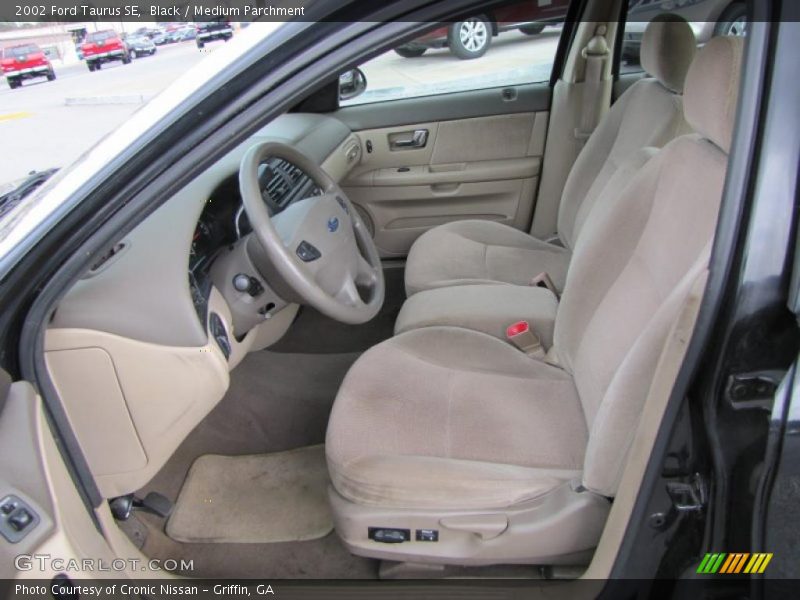 Black / Medium Parchment 2002 Ford Taurus SE