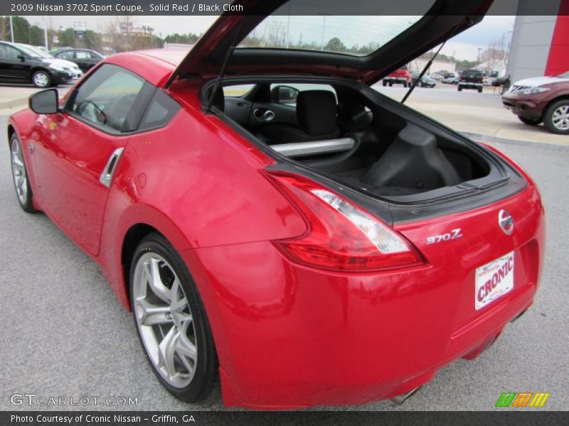 Solid Red / Black Cloth 2009 Nissan 370Z Sport Coupe