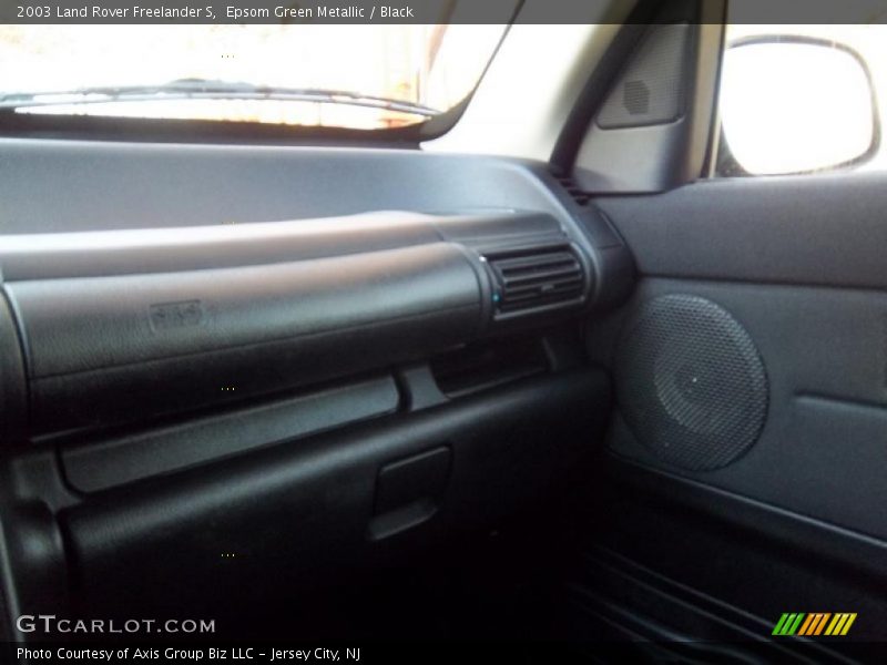 Epsom Green Metallic / Black 2003 Land Rover Freelander S