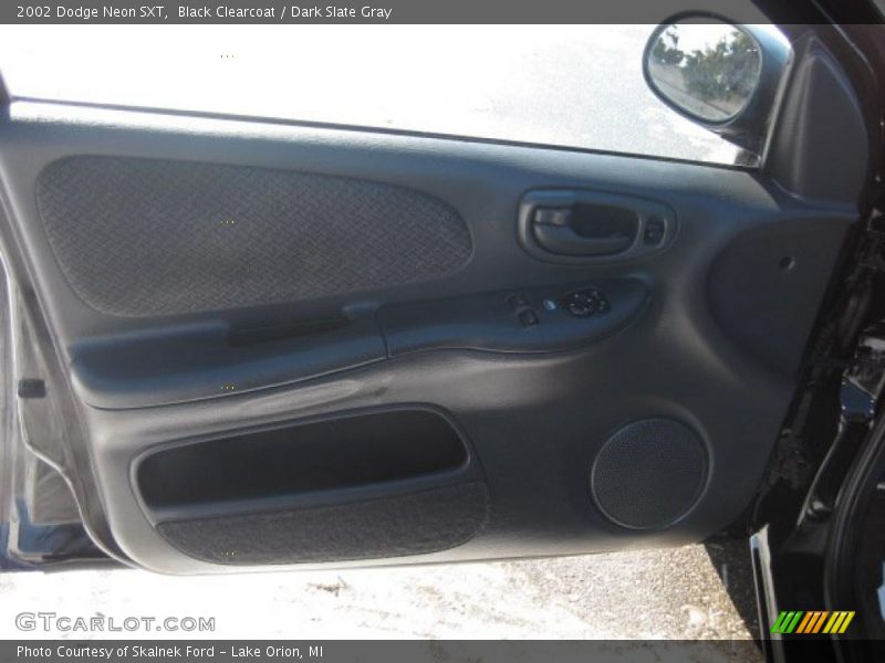 Black Clearcoat / Dark Slate Gray 2002 Dodge Neon SXT