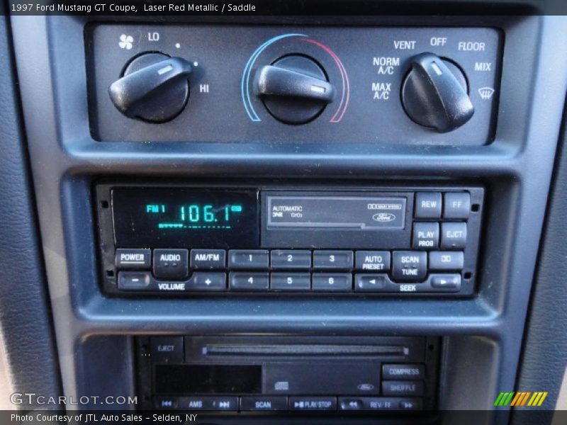 Controls of 1997 Mustang GT Coupe