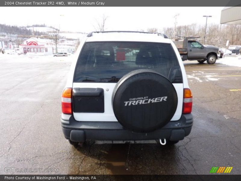 White / Medium Gray 2004 Chevrolet Tracker ZR2 4WD