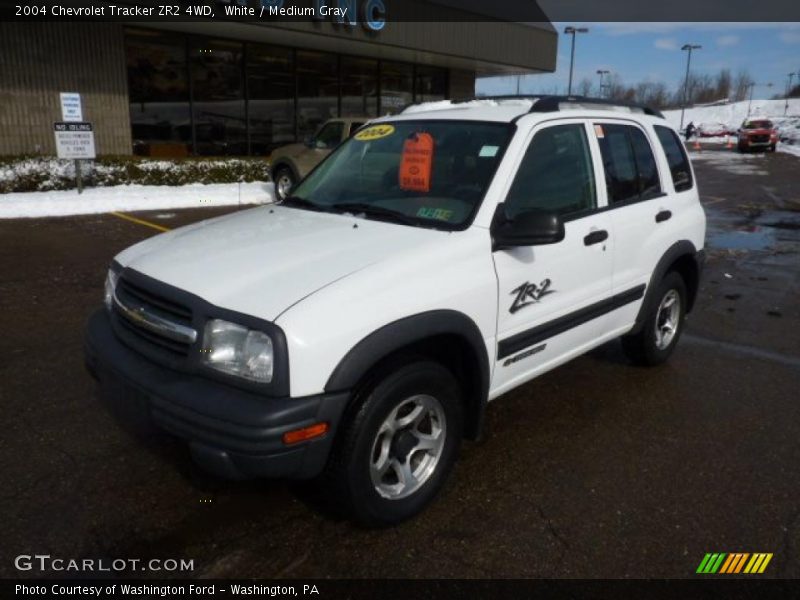 White / Medium Gray 2004 Chevrolet Tracker ZR2 4WD