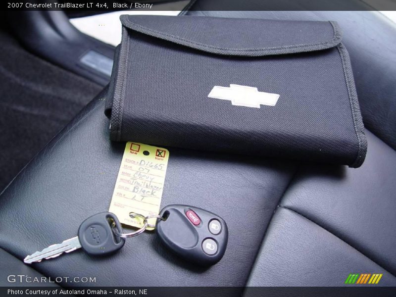 Black / Ebony 2007 Chevrolet TrailBlazer LT 4x4