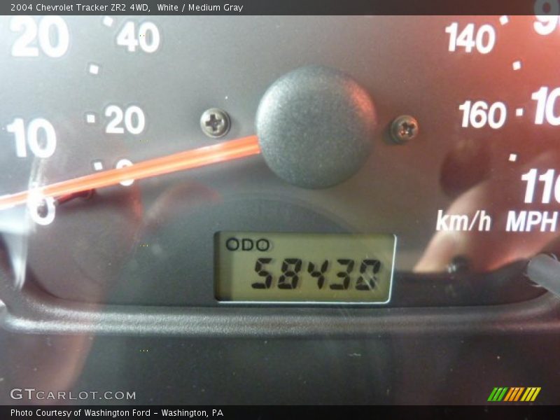 White / Medium Gray 2004 Chevrolet Tracker ZR2 4WD