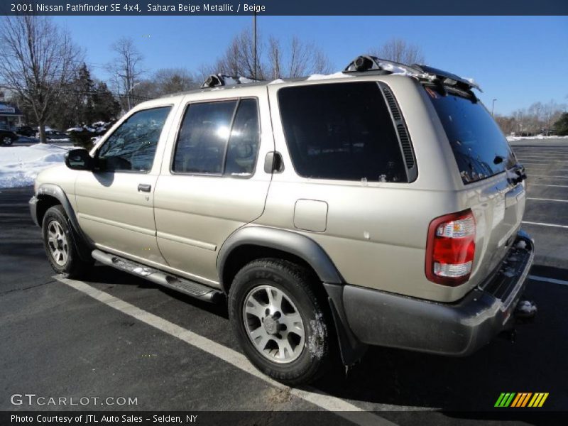 Sahara Beige Metallic / Beige 2001 Nissan Pathfinder SE 4x4