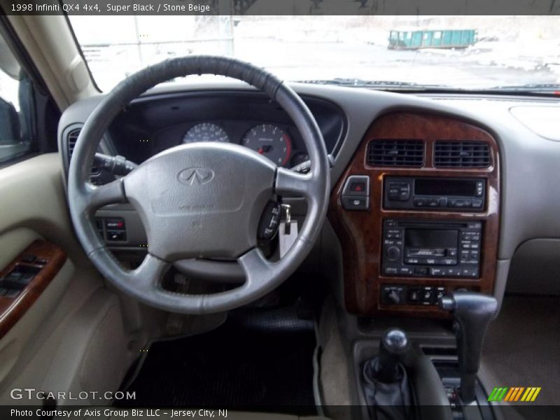 Super Black / Stone Beige 1998 Infiniti QX4 4x4