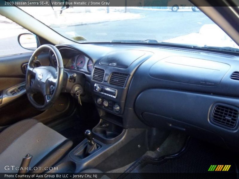 Vibrant Blue Metallic / Stone Gray 2003 Nissan Sentra SE-R