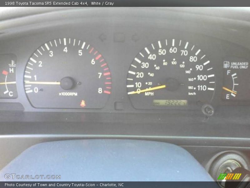 White / Gray 1998 Toyota Tacoma SR5 Extended Cab 4x4