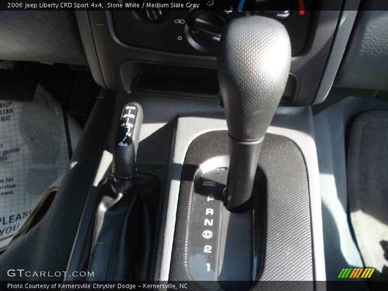 Stone White / Medium Slate Gray 2006 Jeep Liberty CRD Sport 4x4