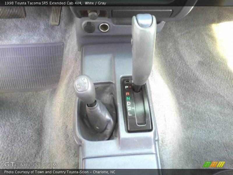 White / Gray 1998 Toyota Tacoma SR5 Extended Cab 4x4