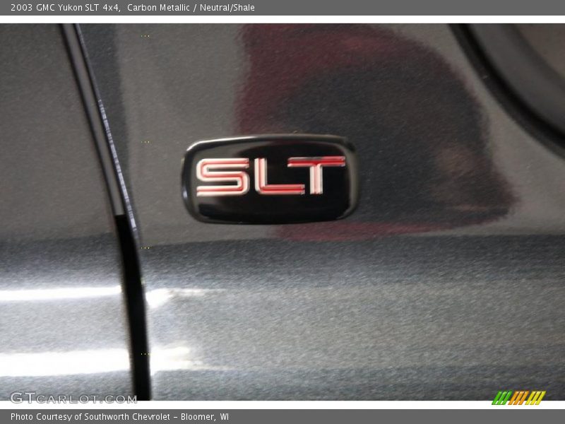  2003 Yukon SLT 4x4 Logo